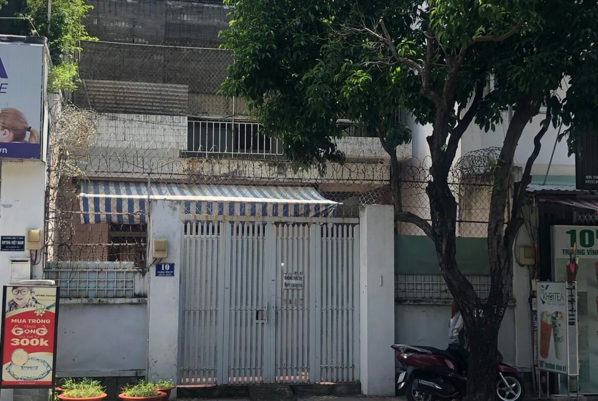 mặt tiền số 10 đường Trương Vĩnh Ký