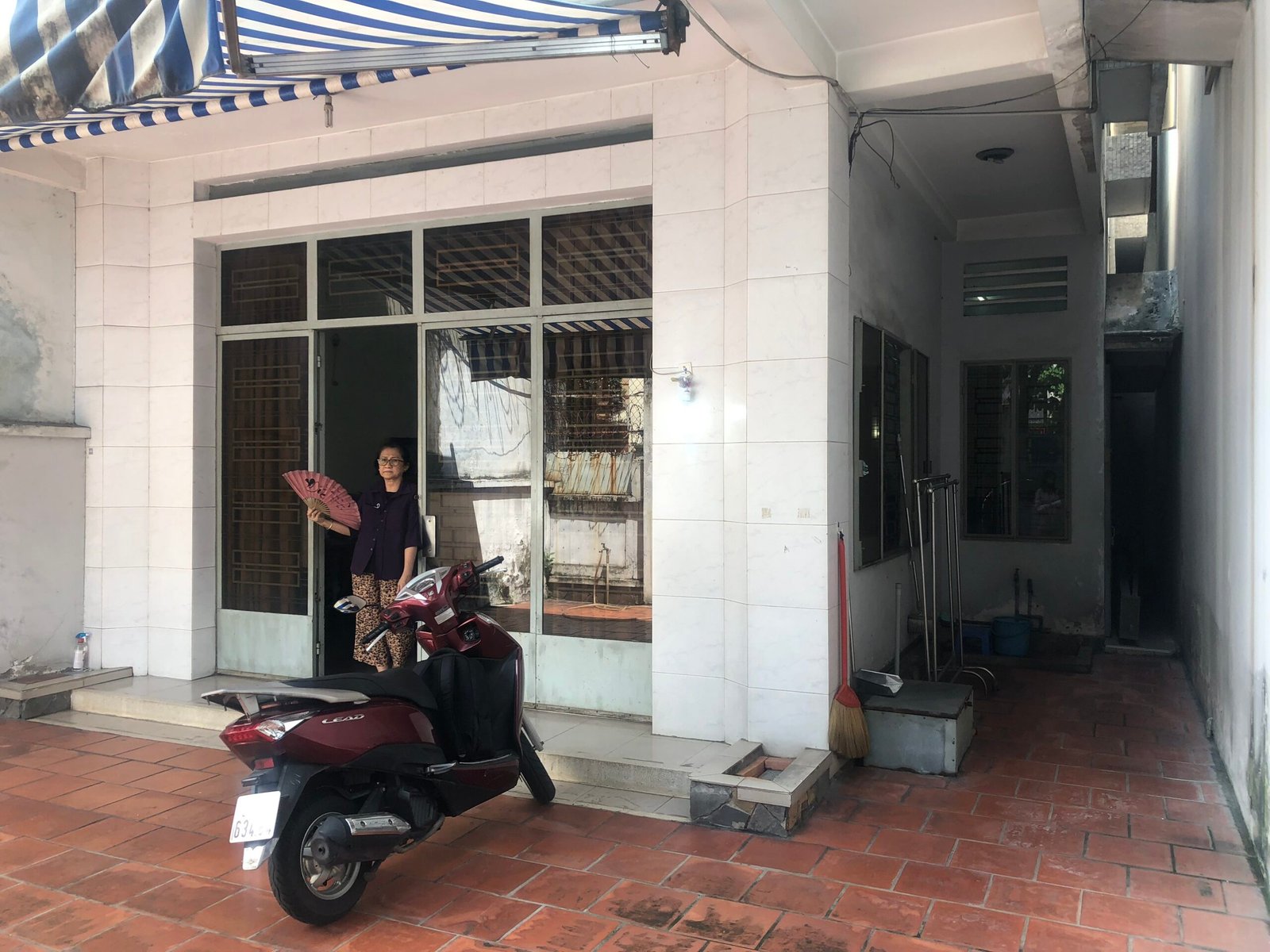 sân nhà số 10 Trương Vĩnh Ký