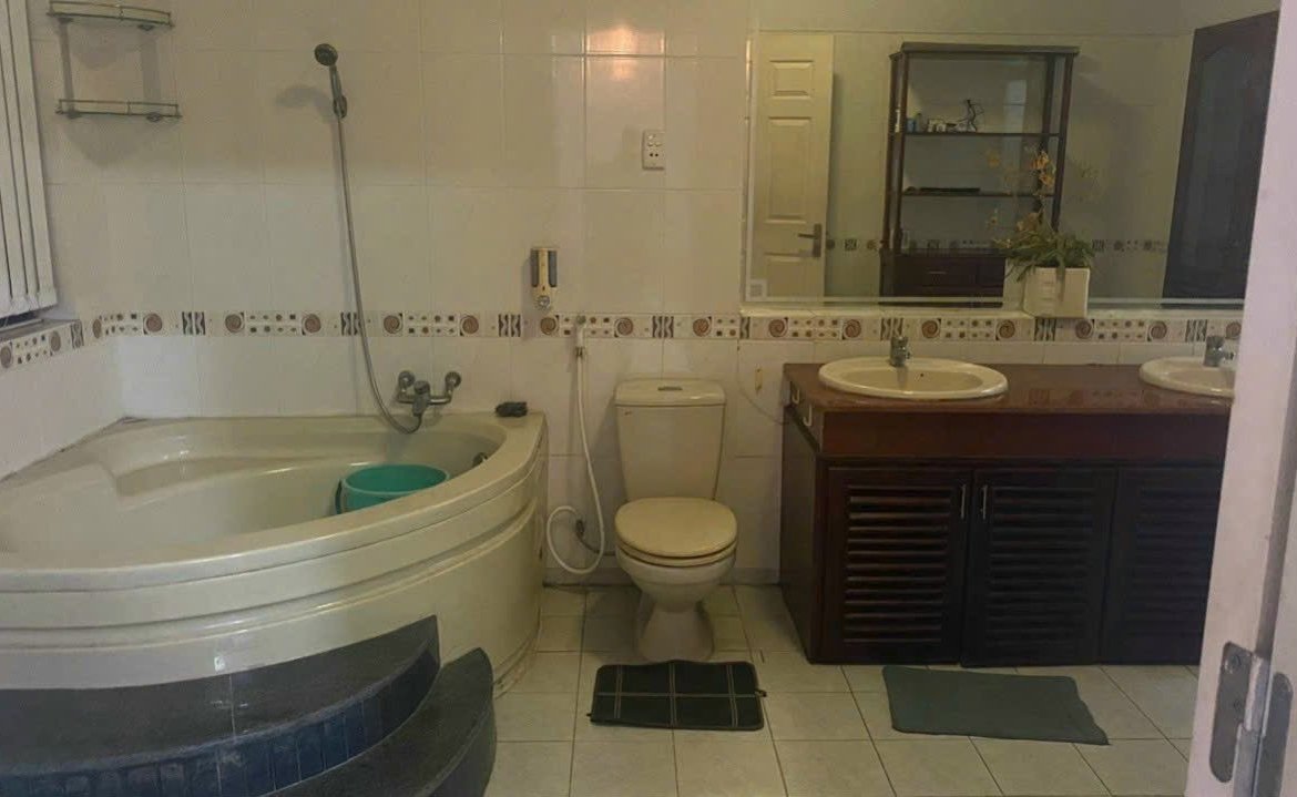 phòng tắm biệt thự đường 19