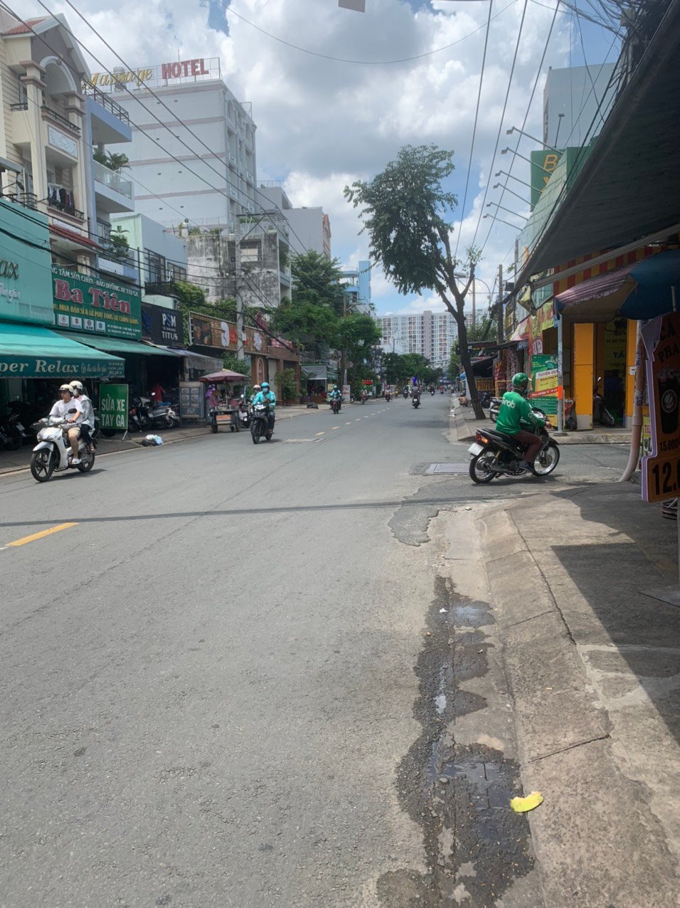 bán nhà góc 2 mặt tiền Thạch Lam