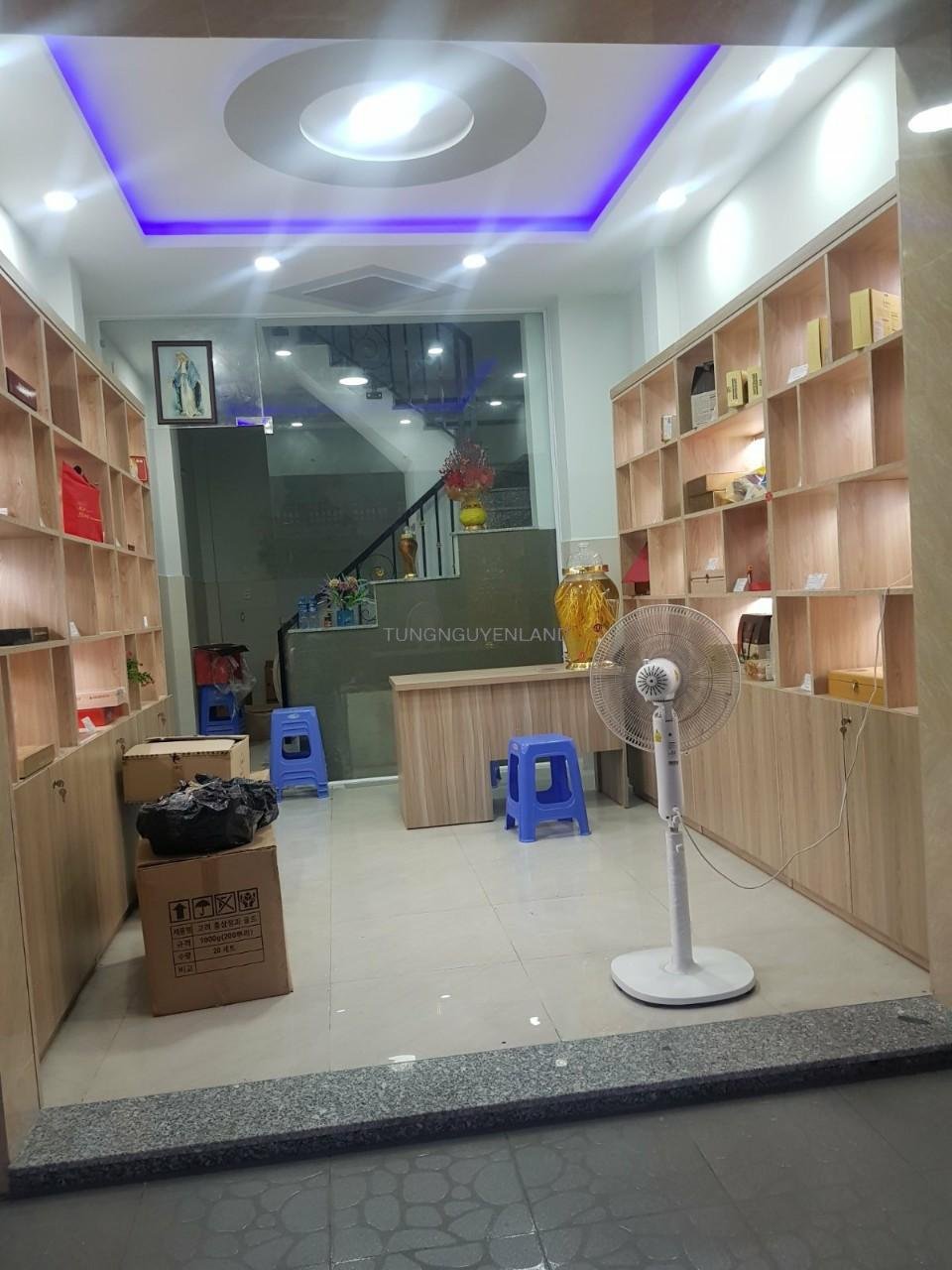 z4219042251728_b31f9b3db6c973b054577d083eafa466