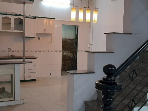 cho thuê nhà mặt tiền đường 49 khu tên lửa