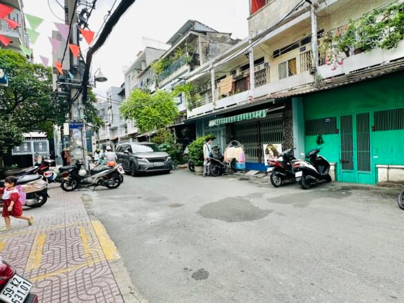 Bán nhà hẻm 10m Minh Phụng