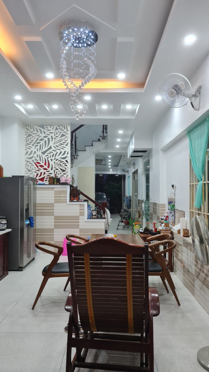 Bán nhà góc 2 mặt tiền đường 21A khu tên lửa