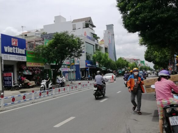 Bán nhà mặt tiền Nguyễn Sơn 18x28m