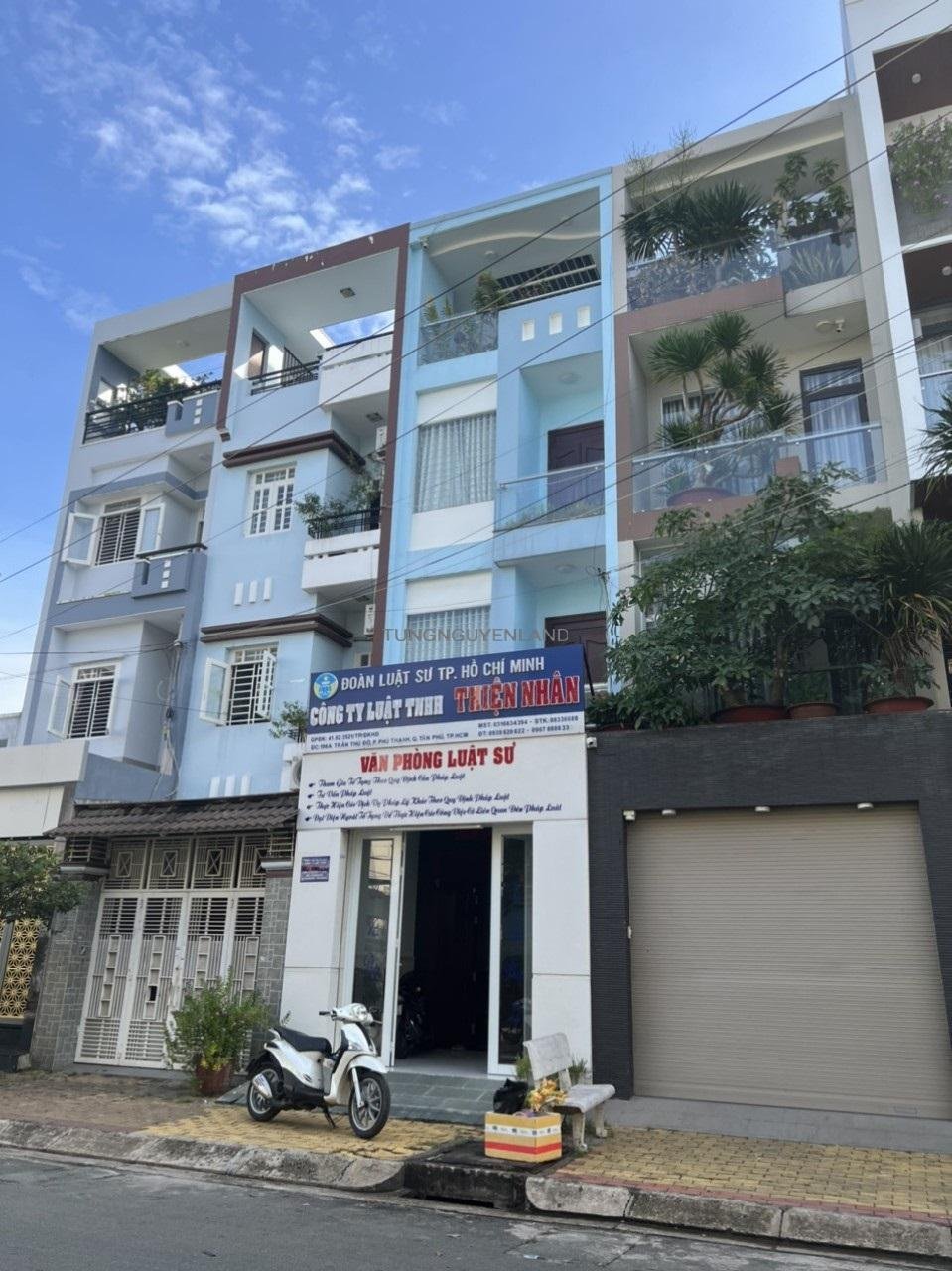 z4491762766500_48e1acbc058744db1d43b7b657aaa9a3