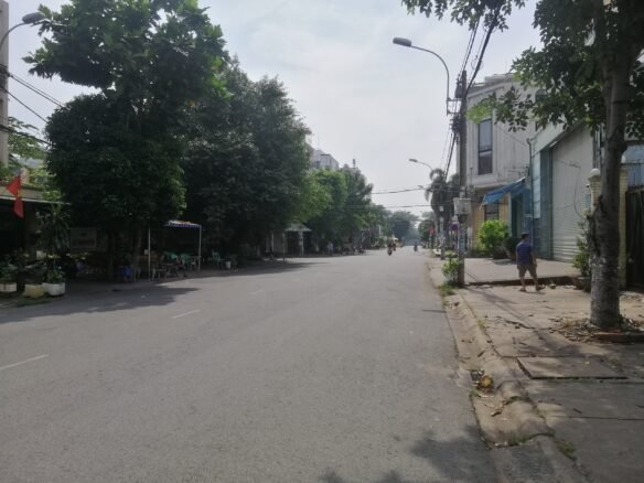 bán nhà mặt tiền đường 50 khu Tên Lửa