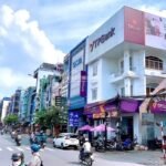 bán nhà mặt tiền Trường Chinh gần chợ Lạc Quang