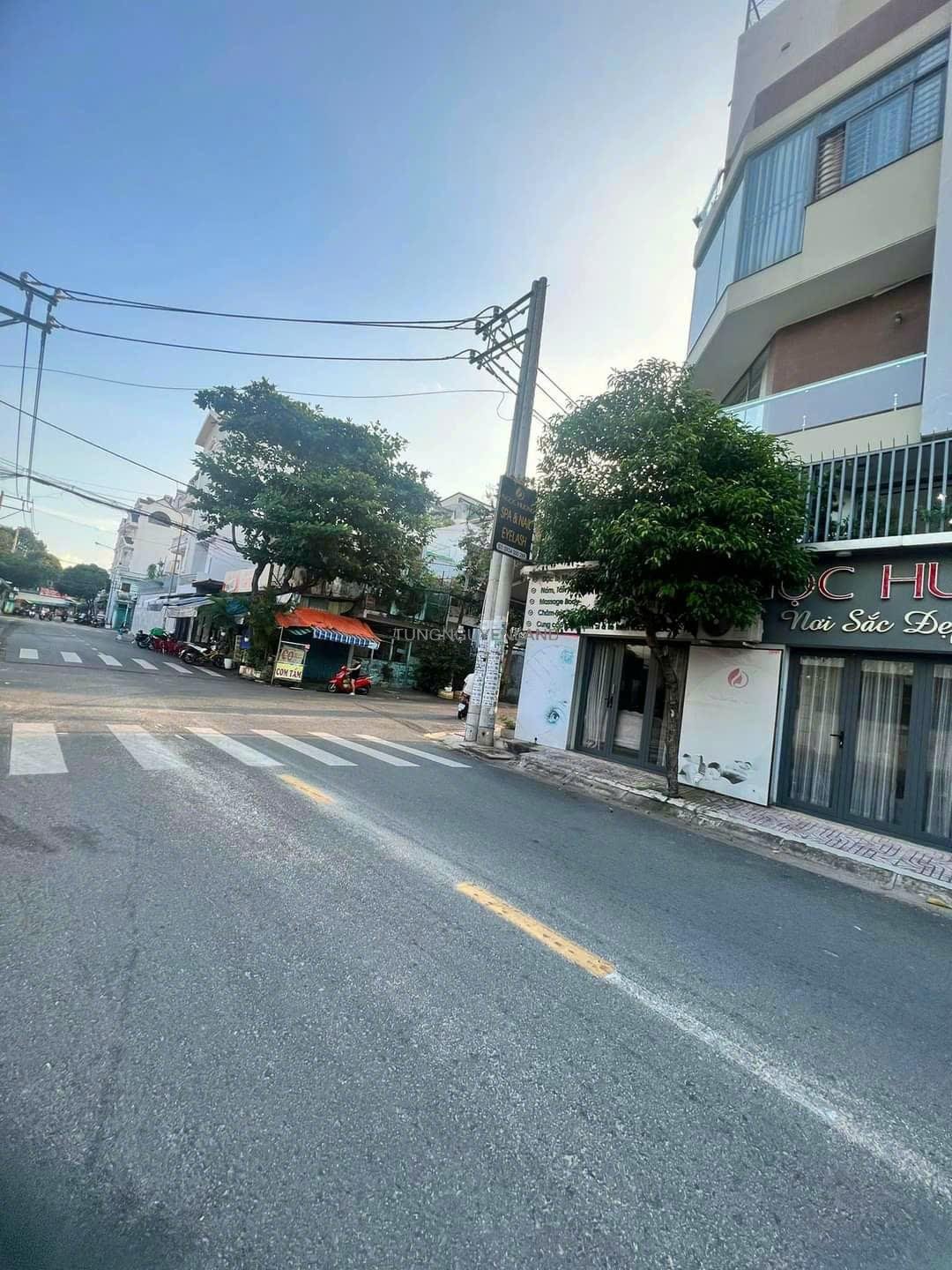 z4599241353751_5e84c7d81040f8bfb982b7d43560a601