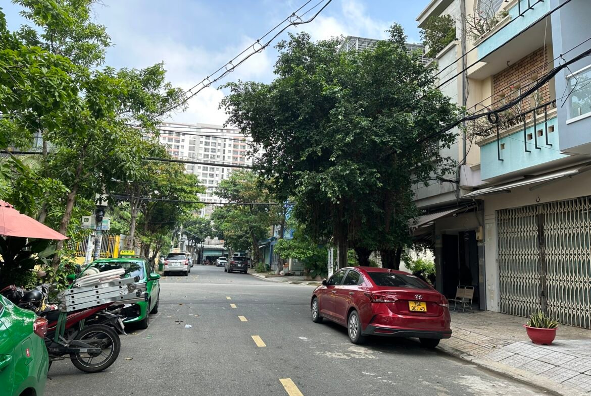 mặt tiền đường 4A khu Tên Lửa