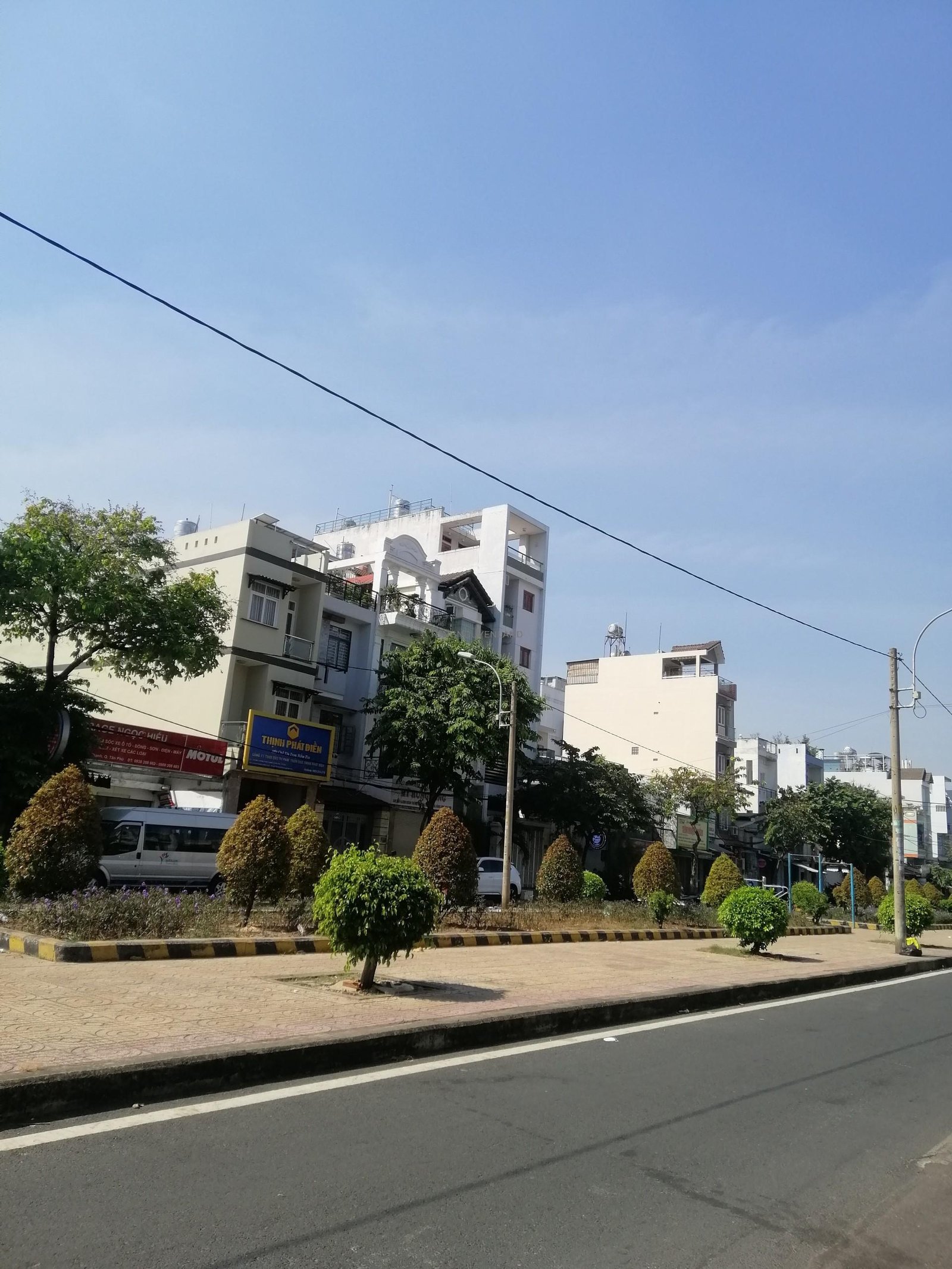 mặt tiền hiền vương