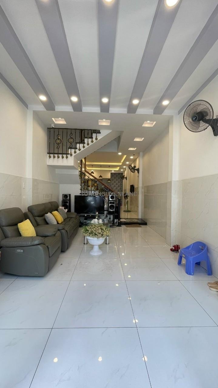 z5167456674696_78e8cb4460cf66bbde622c9b4c9d4074