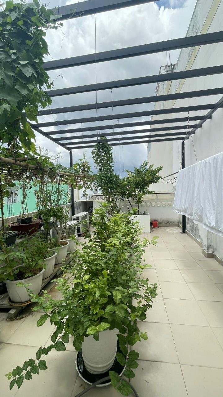 z5167456683431_b45e4d7eb378a240e385970888e6f213