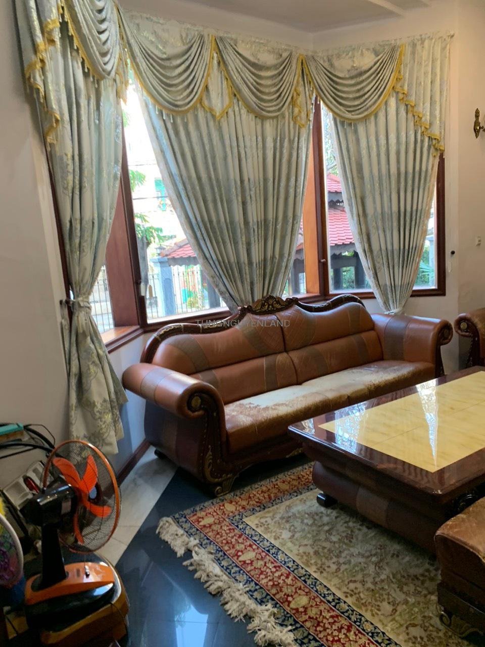 z5170756853872_f52bb0f31837a8b7b6e3e0ad6a102b67