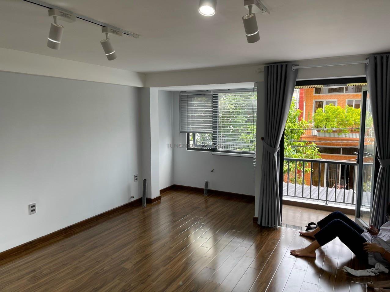 z5179624251731_dce9fe369133a9cef82b9061b4be5227