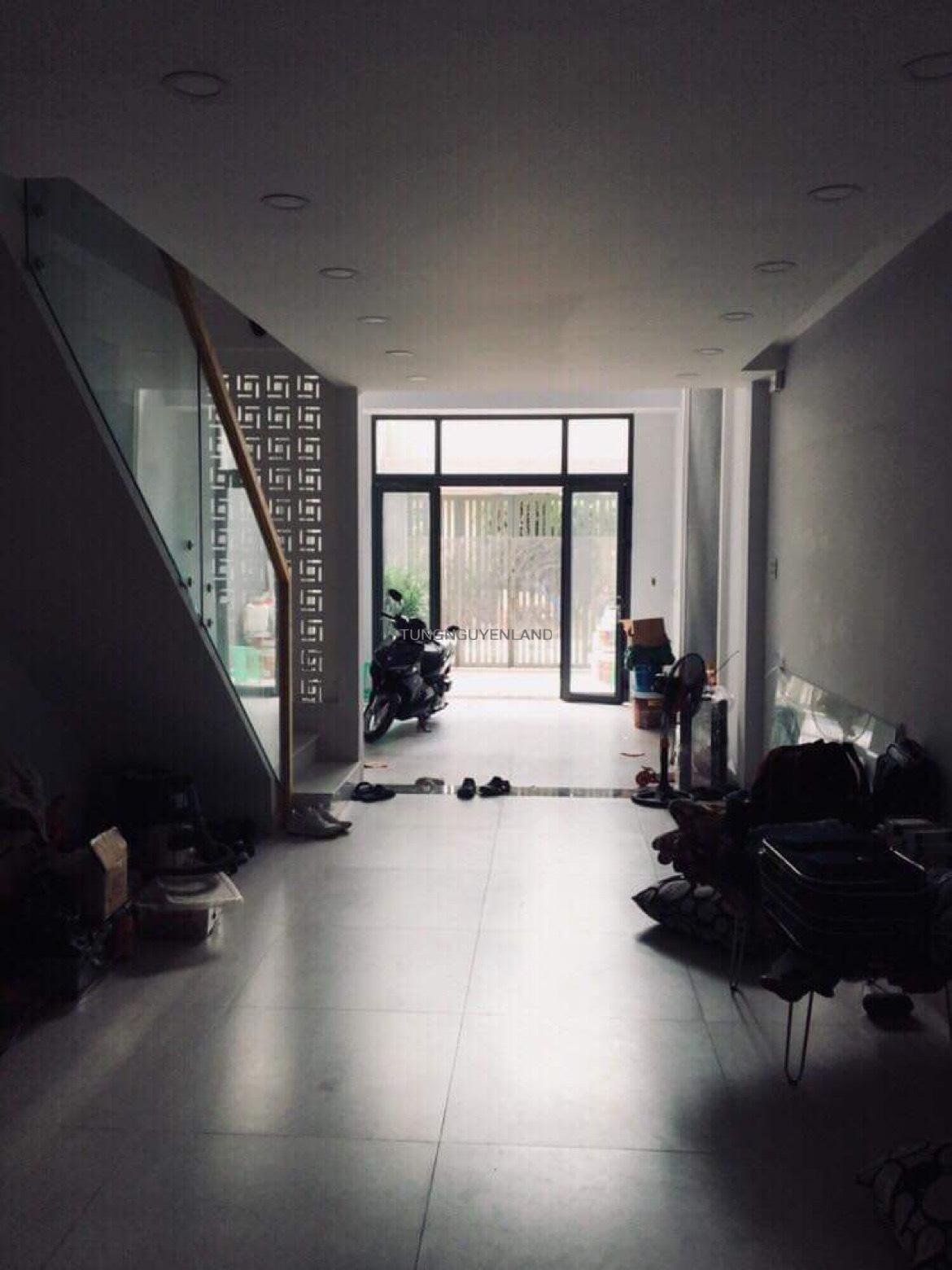 z5189304675499_ccdbaa9c5c2c685358d2b64b2f5cd326