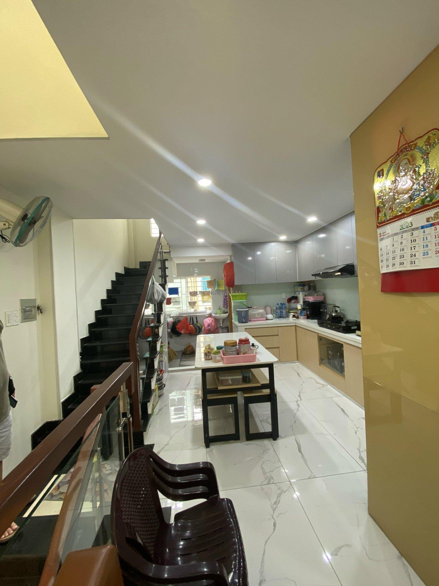 z5208777470274_61ae4ca47a7c12f89261bcee9a8f3c06 Bán nhà mặt tiền Nguyễn Chí Thanh Q.11 4.2×15 6 tầng