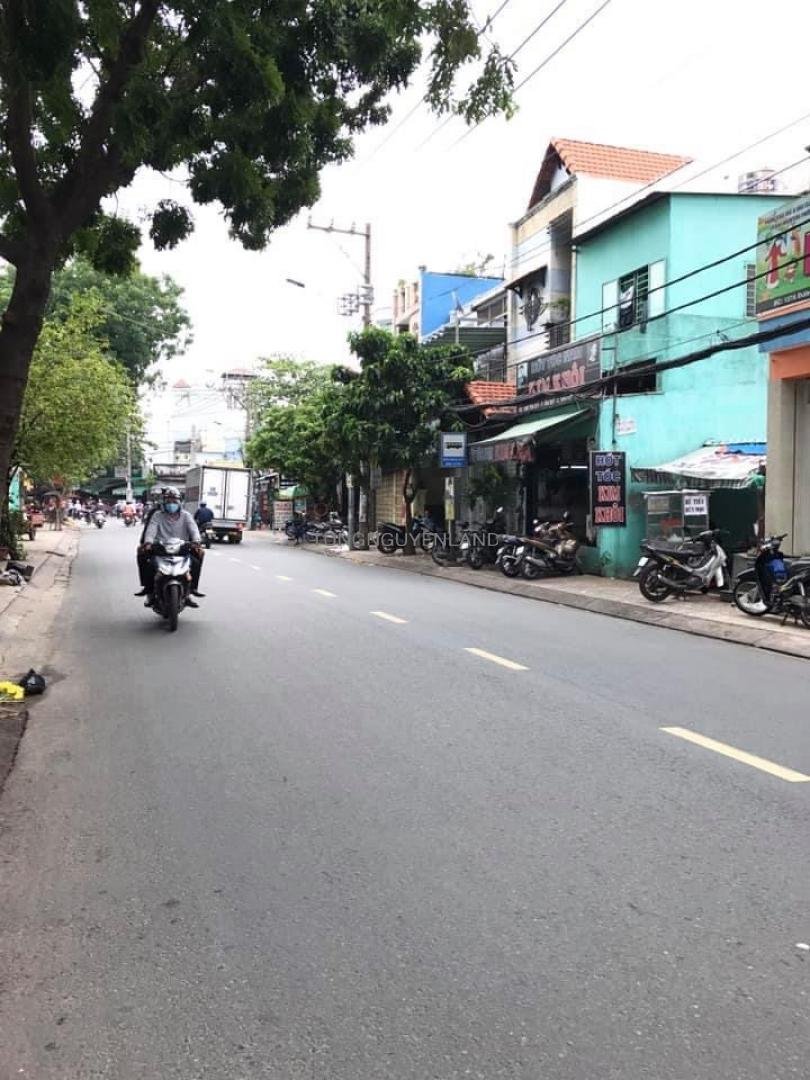 19656FAF8E6-7D28-4F29-8DD9-3D6FBC3E043F