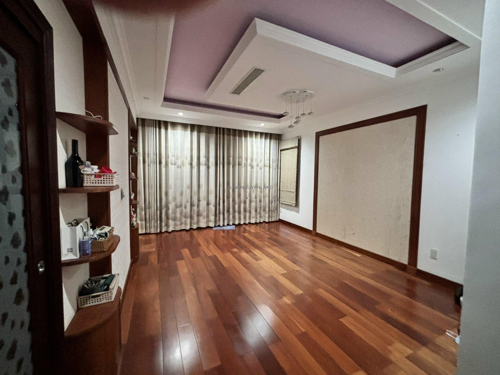 z5360056672473_265496576ba988aacce207f71ae277a9