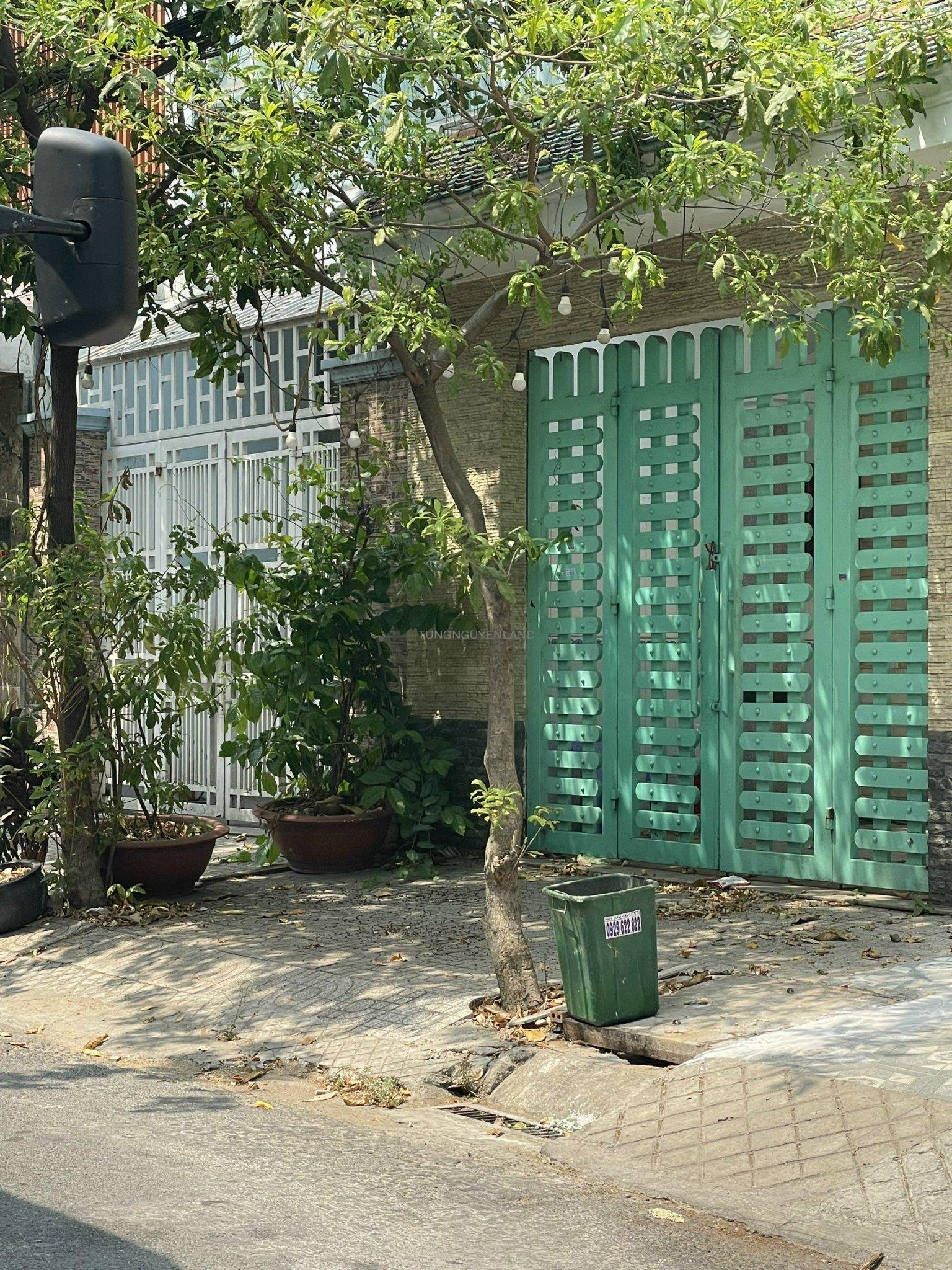 z5393770935357_ed22bc3e31745e8fe471329d664d08b7