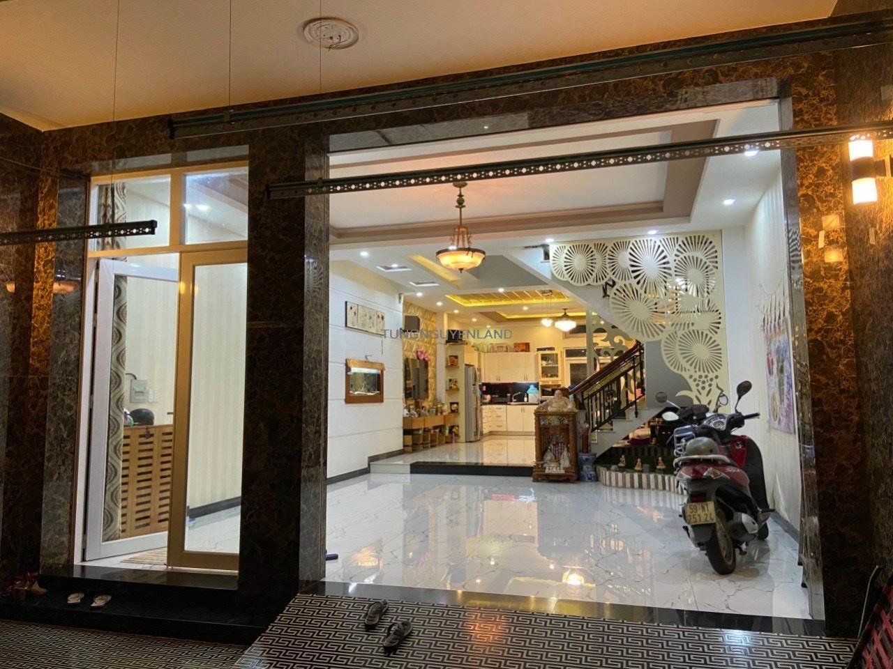 z5079242190725_cfb57b1ed8dd8aa88845f144503d0d16