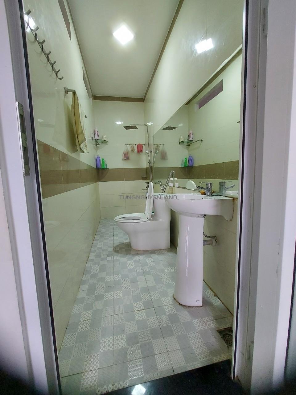 z5402726631782_e5cefbc7cb8c8e8034790c5777fc6bfb