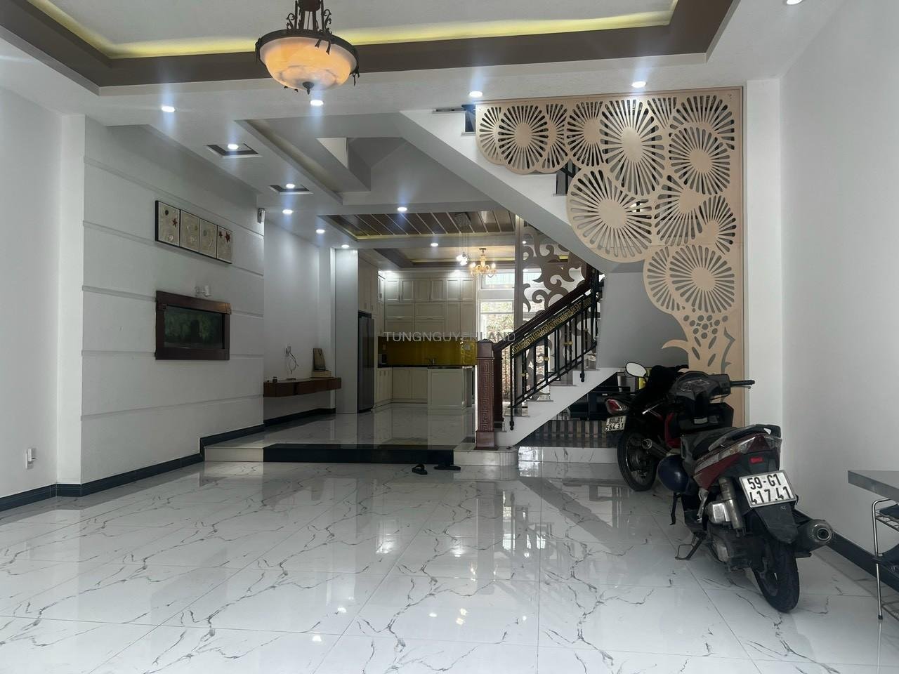 z5416897308003_40c2103c1035940e22bb7563abefdf2e