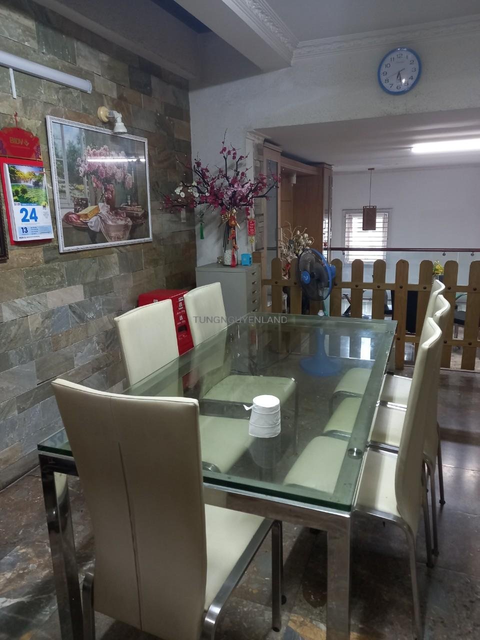 z5600126395351_86103660aa1caa87f0e5864ff561c7b1