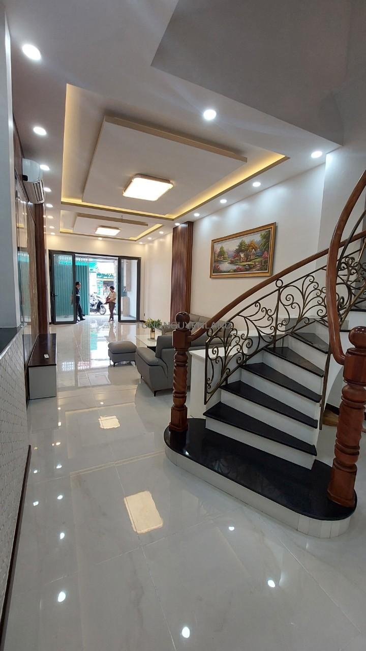 z5645260768905_ac0ba9d19454e7676b7f6028c6f04d51