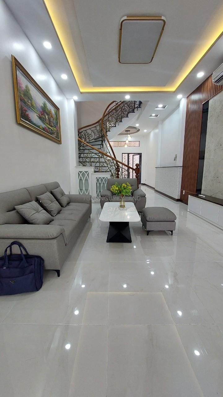 z5645260783760_1825ff475dc4a4419d69616536bf42f8