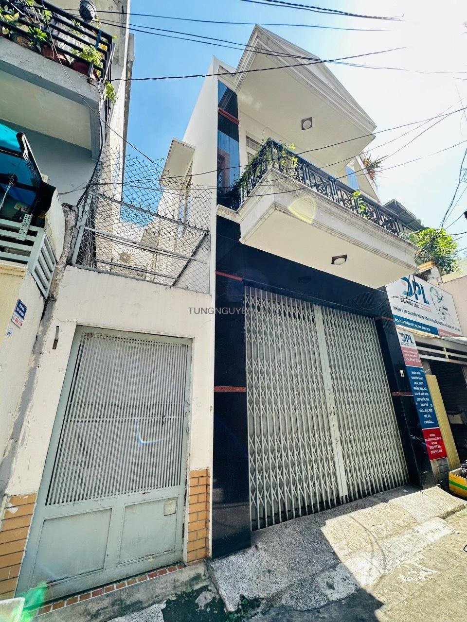 z5733417794797_422c072762a20e47278778313d1c0cd4