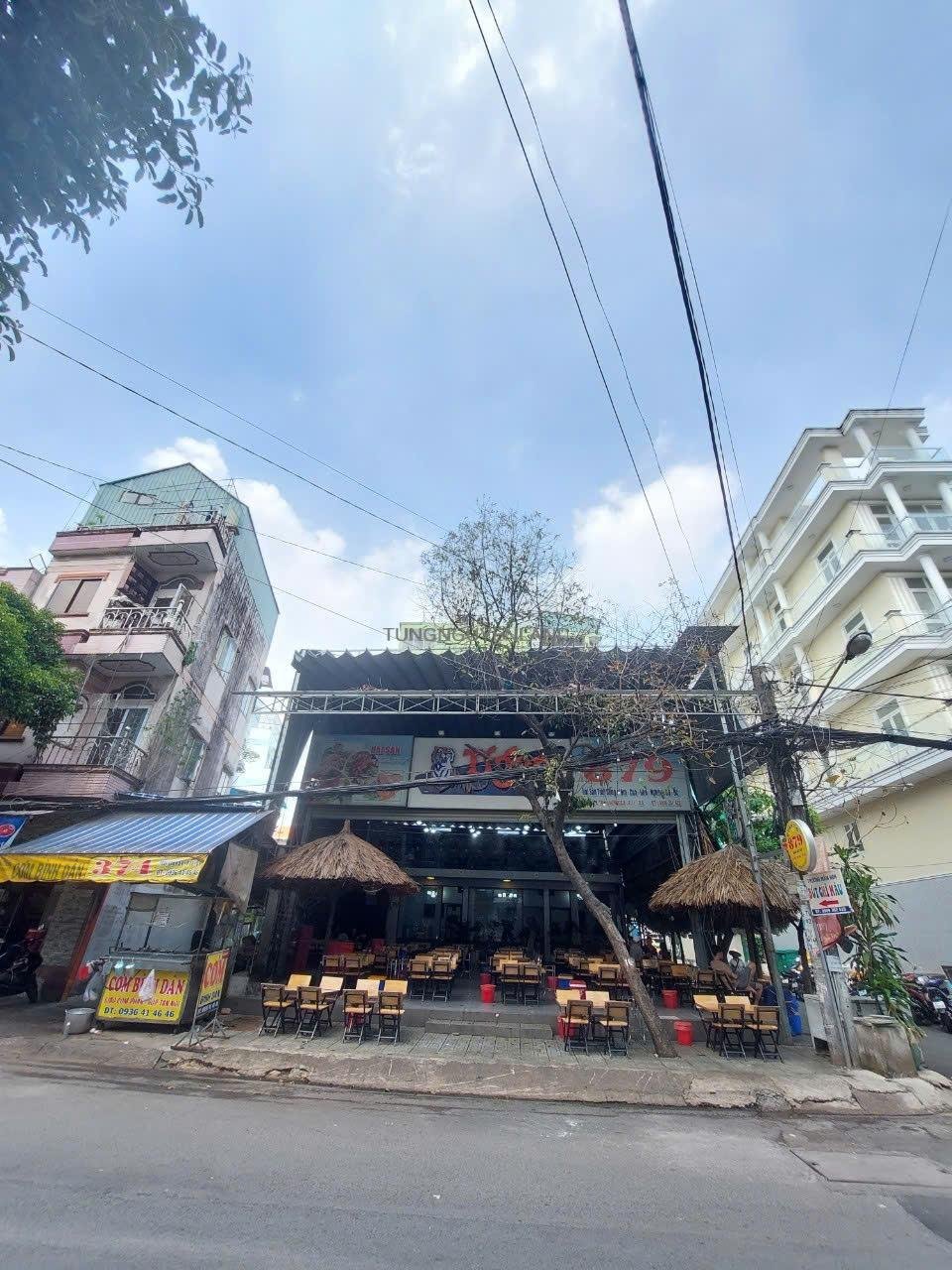 z5830487631243_652006073d5ff3bd8131de626a22b4b3