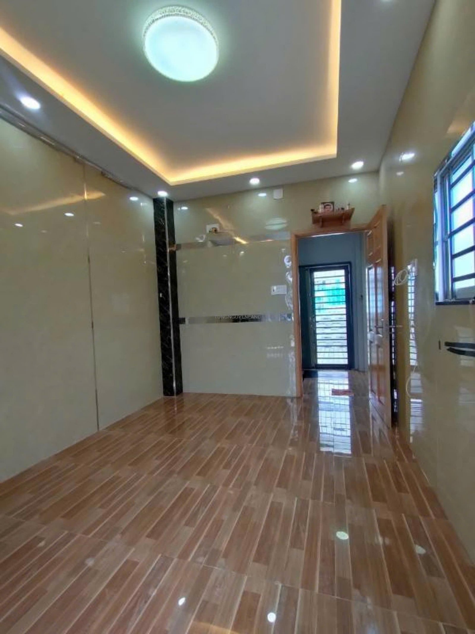 z6123283246566_890a7e4f6c7f9833a5ae43f95a339f18