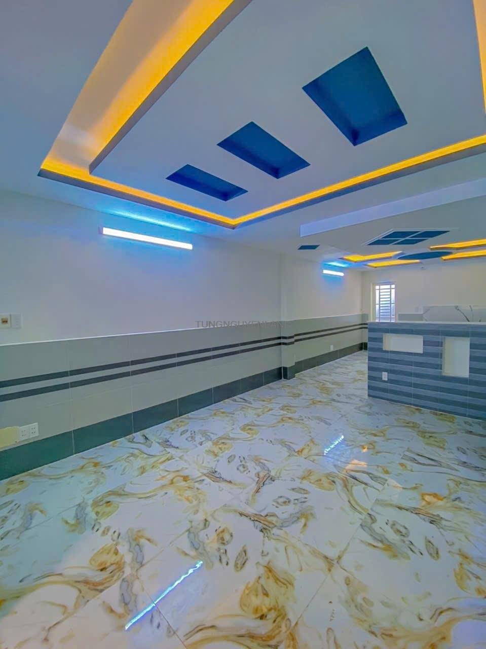 z6138828853746_9093dcec79bdc31345f13496f84dca6e