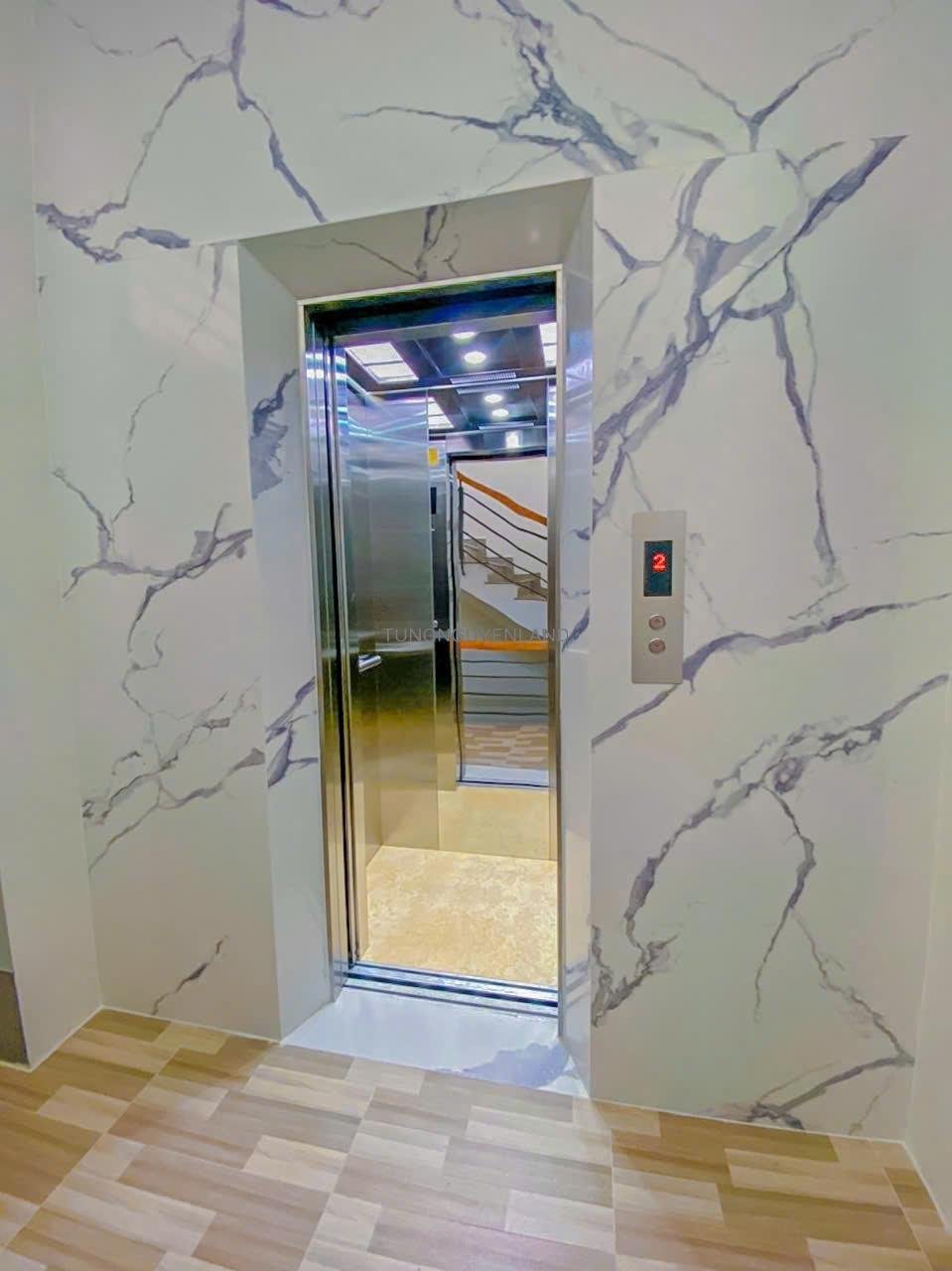 z6138828890002_4e00bf304f966f94f423e91d3dcf8ce8