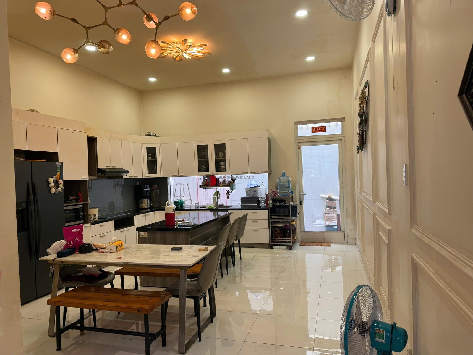 z6212643011608_7eaed0bd1965f825c811e2105e47aa35