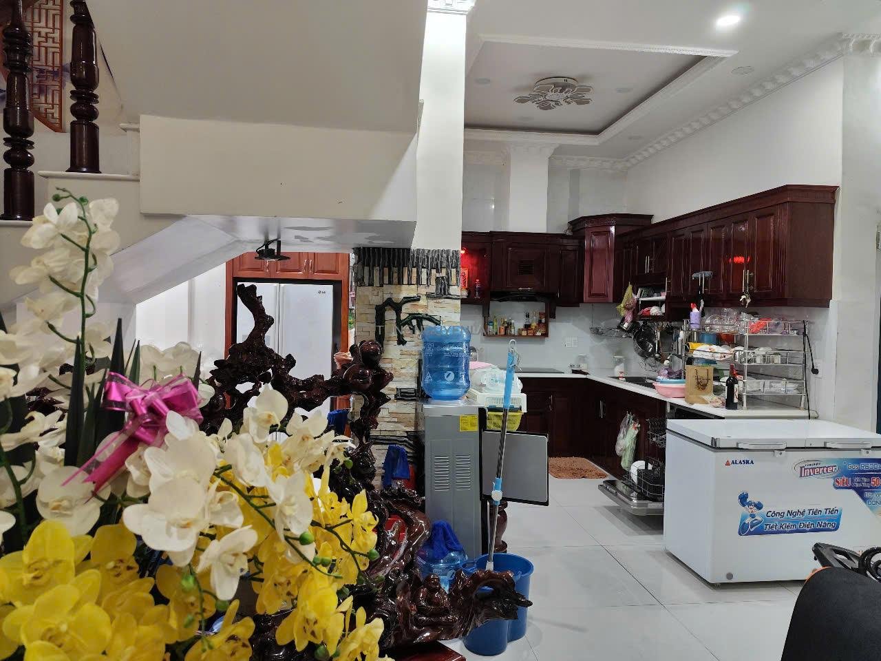 z6295879060970_33378f92bcc0bd0c09964ce364723c39