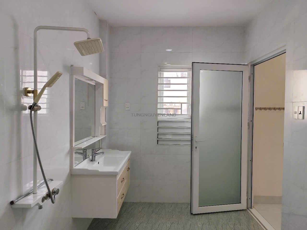 z6295879063171_87eac704ea336734fe5c77e52b3bc64f