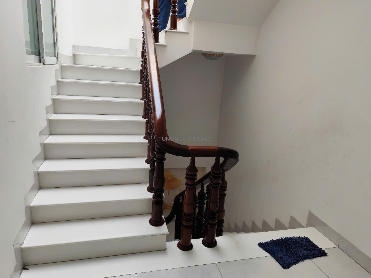 z6295879082549_0e19f48eee9f14efc510df4137594485