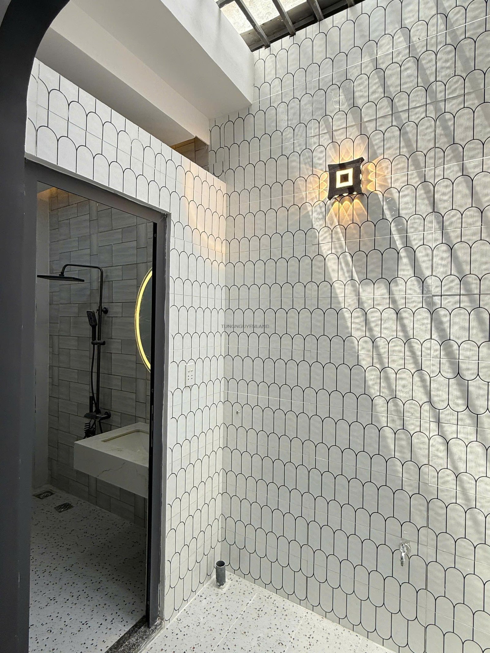 z6897035295136_10b9eb00ec1acea1aa0a4cd7b37b6b44