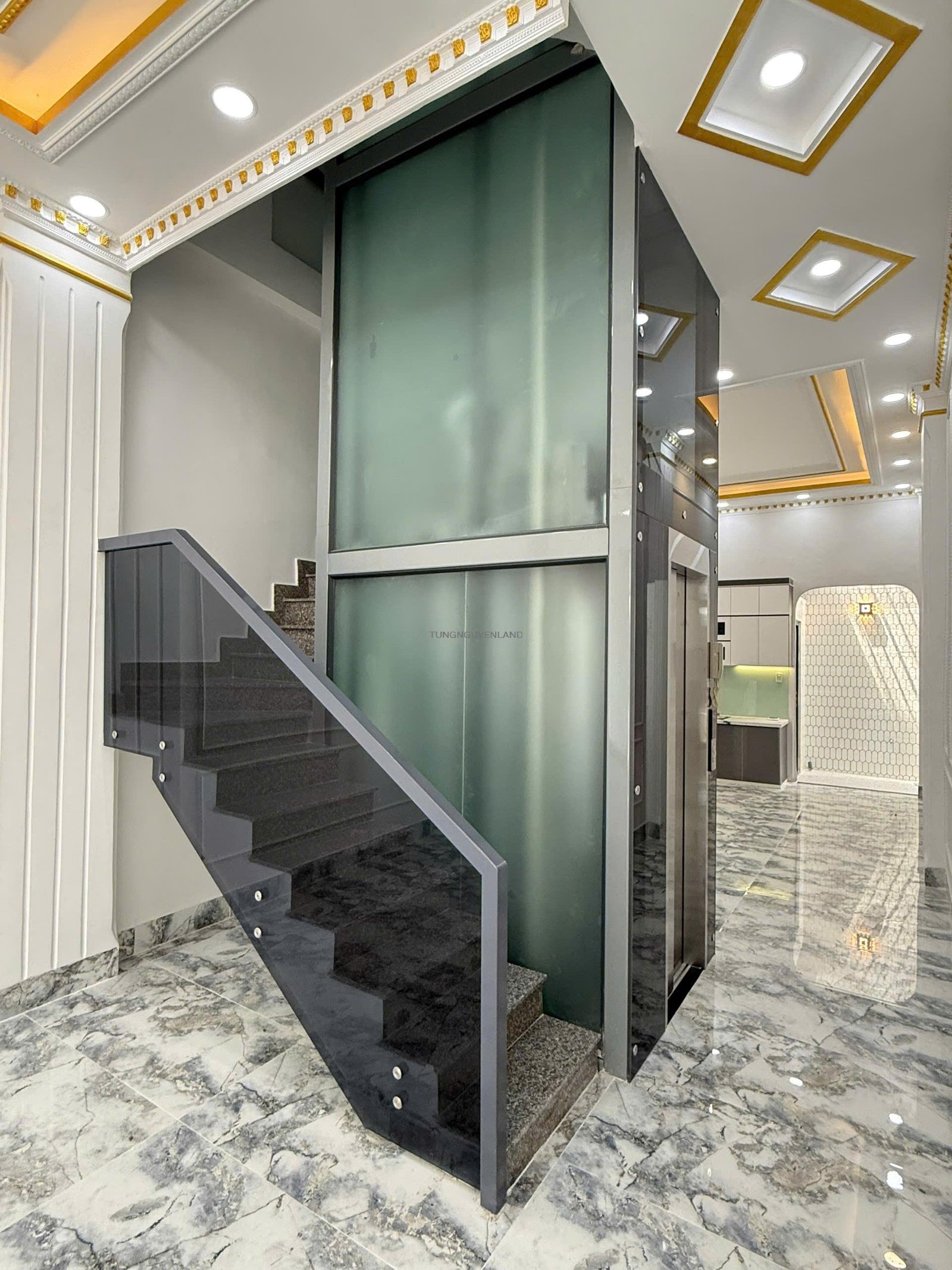 z6897035321649_ed22d23c9e9e1db2c8580b67819dcb0c