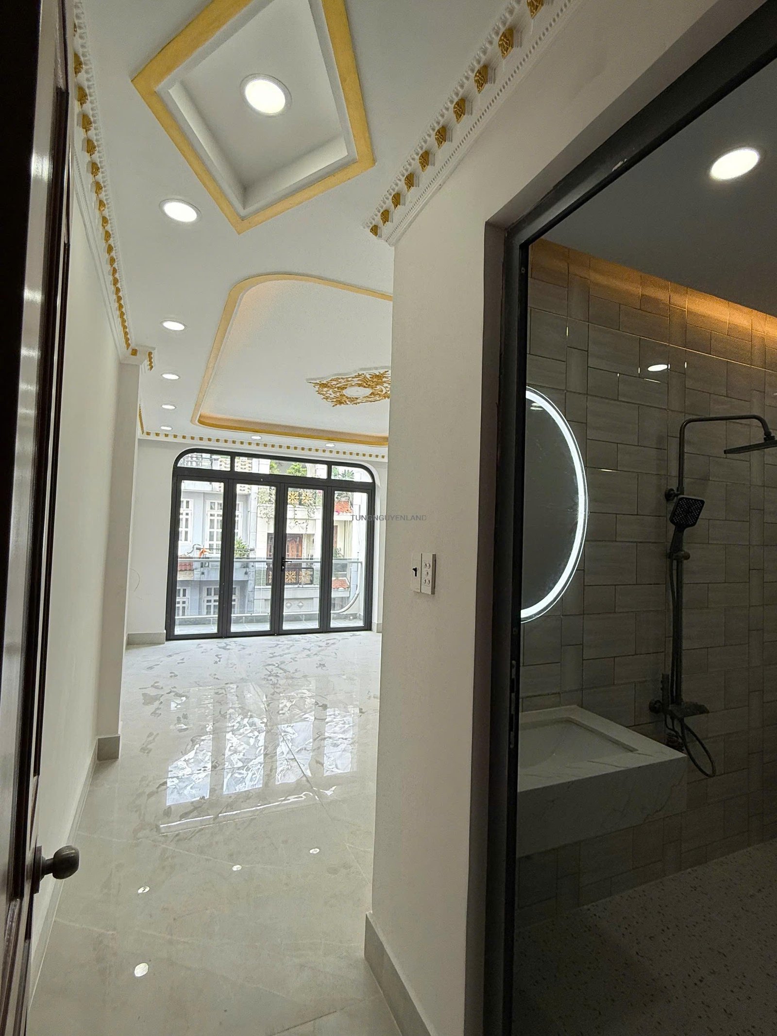 z6897035387232_7654f61cf715ef65bc75466f02f92ff1