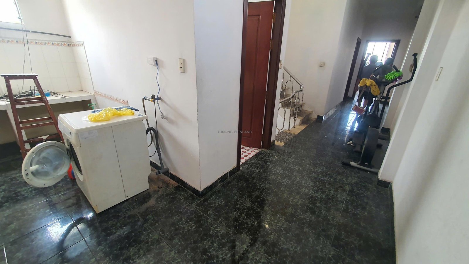 z7014411842050_1e2f5ee9b79480e6ce1c8e3e696f1c6f