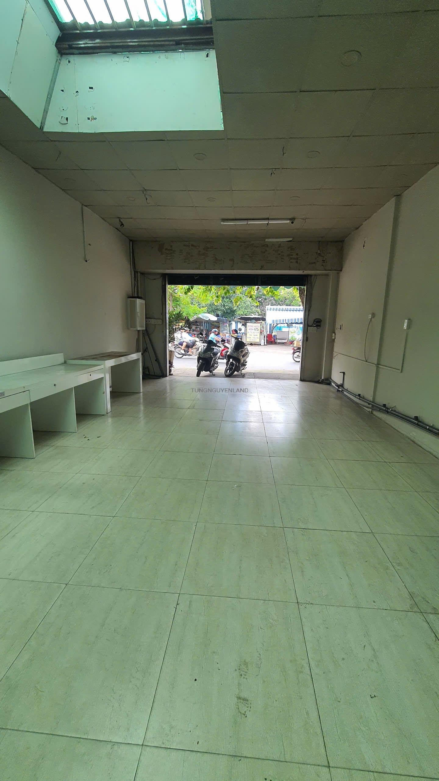 z7014411873006_b1d4340c278e656ed45b489c30844933