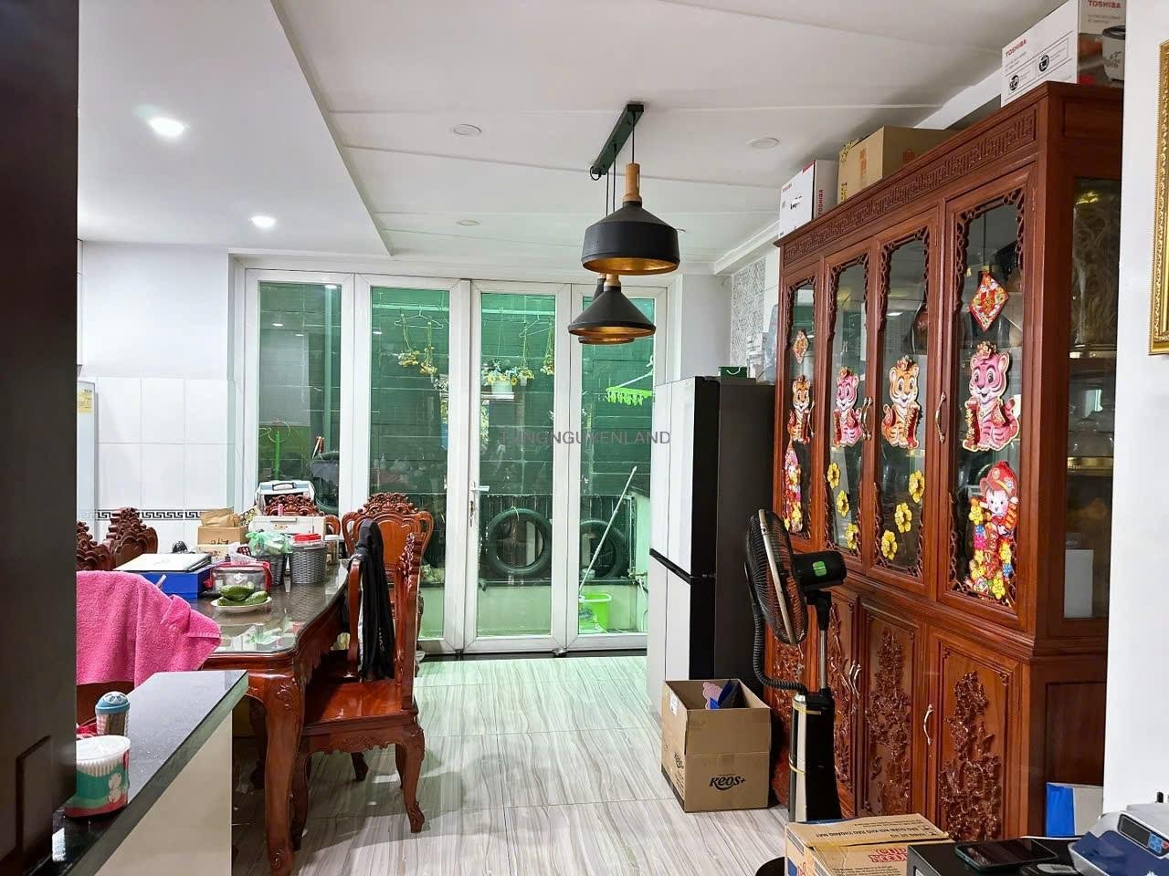 z6912893443521_7ea5c5c29cd48705be37fca3907ce628