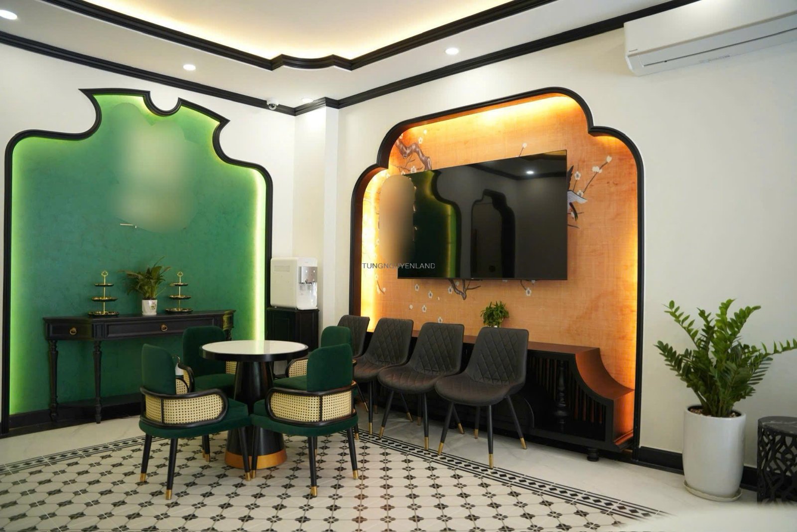 z7013416688093_2485f62771cae7dc73ccd55bd0b2e985