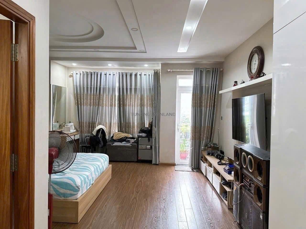 z7066851910215_10e1f28cf7da521c975e200630237631