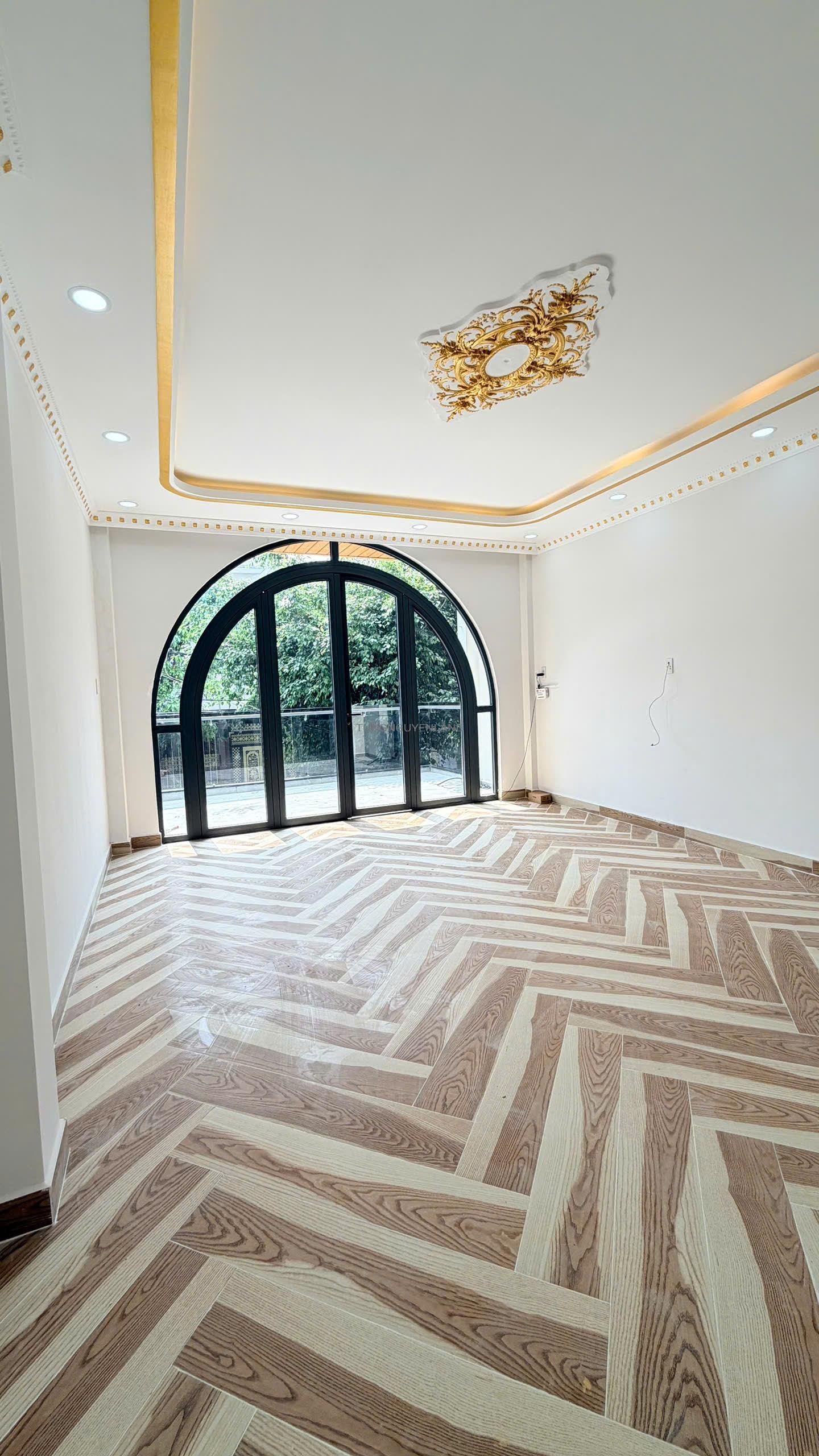 z7433260665704_01452f201a8c6e1629852fdfbf55f0f6