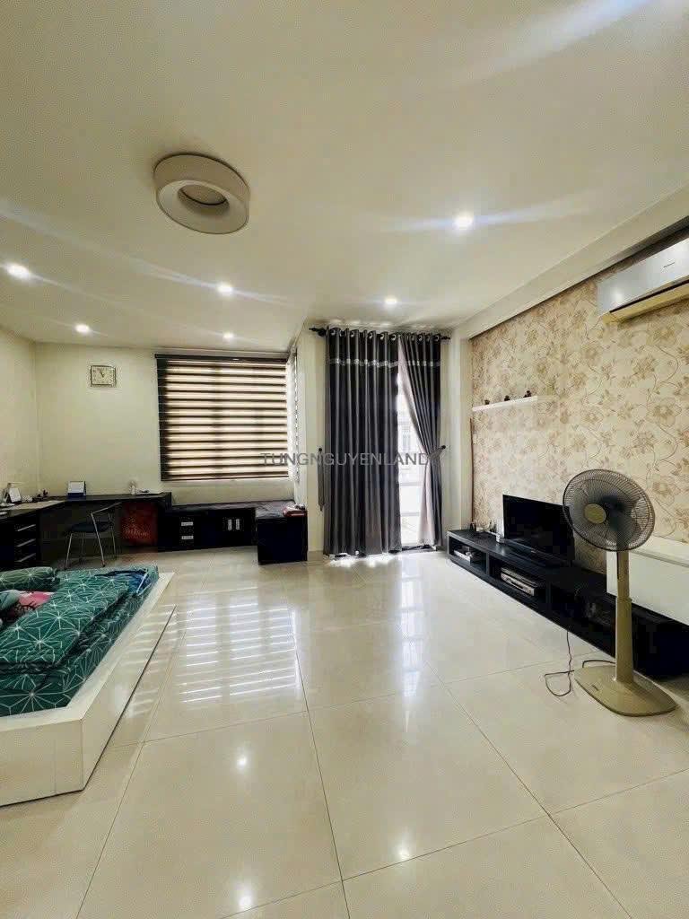 z7465932653188_fdf830020bcd4deb80f8394cc0c49601