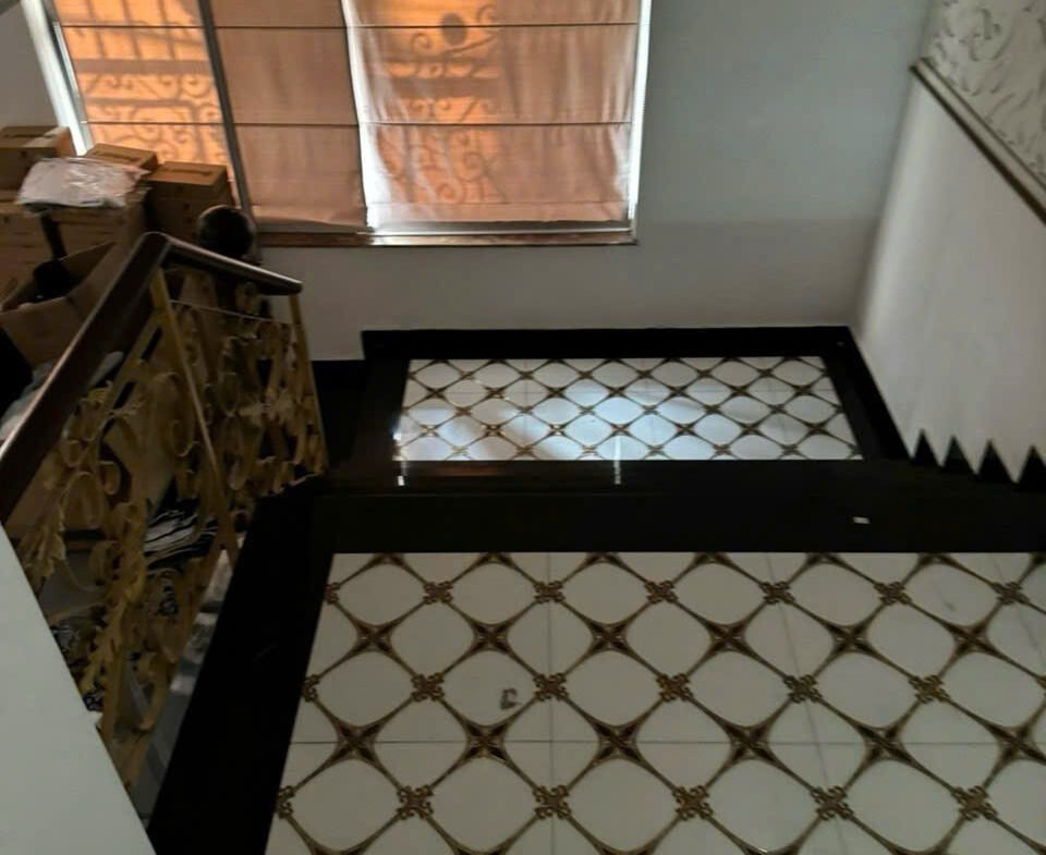 Bán biệt thự căn góc 2 mặt tiền Khu Tên Lửa 9mx20 3 lầu